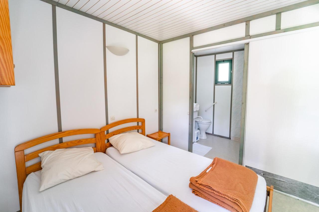 Les Chalets De Booz Saint-Germain-du-Teil Eksteriør billede