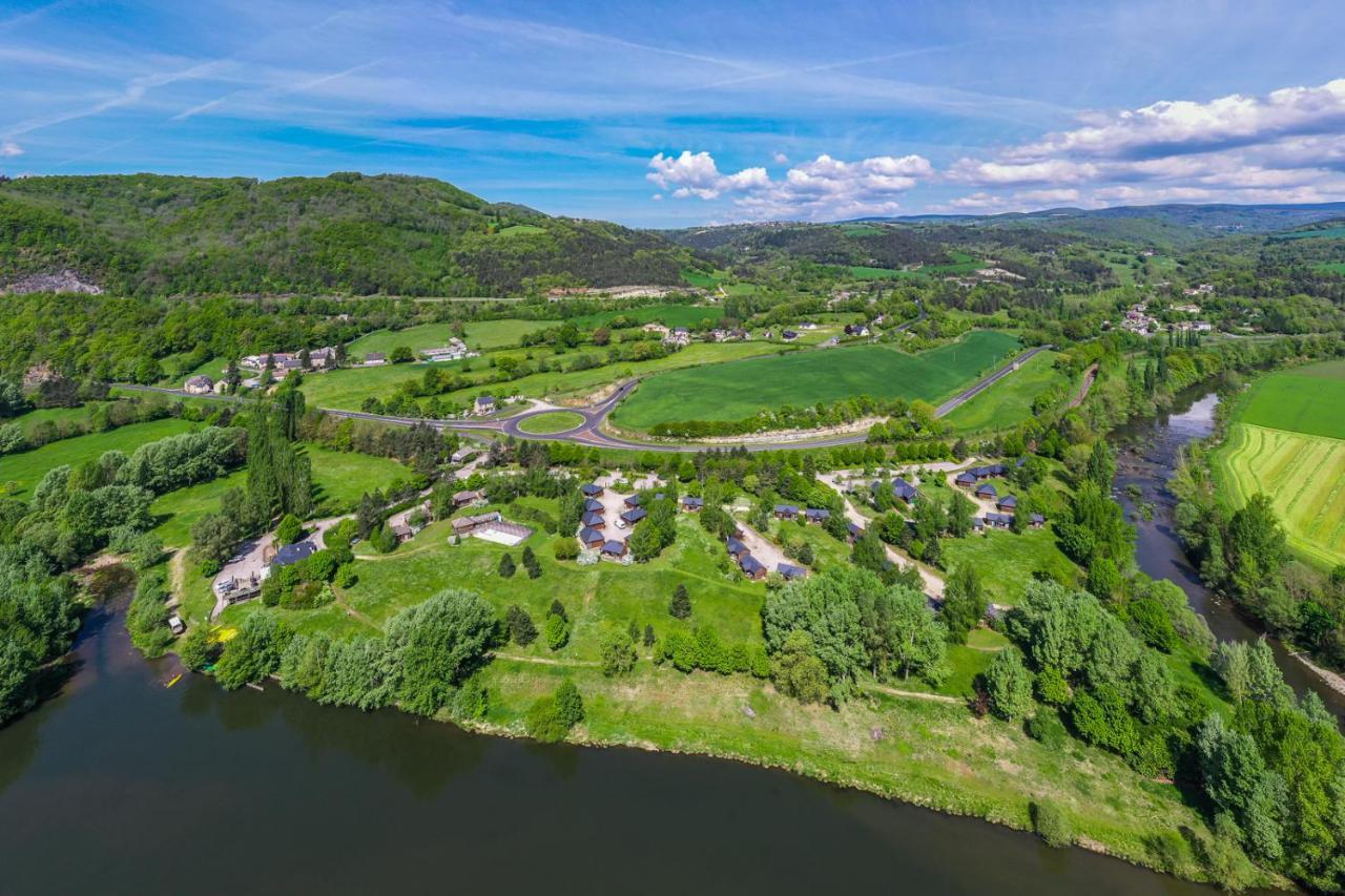 Les Chalets De Booz Saint-Germain-du-Teil Eksteriør billede